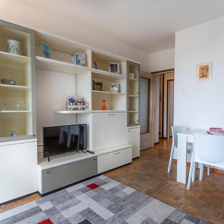 Zia Dina Apartment Pasian di Prato 外观 照片